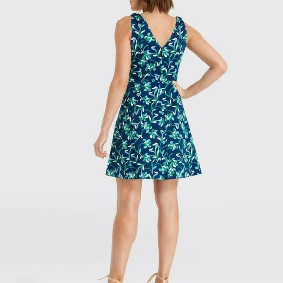 Draper James Blue and Teal Floral circle Dress size 2 - Picture 9 of 9
